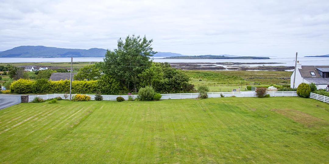 Strathgorm Bed & Breakfast Breakish Exterior photo