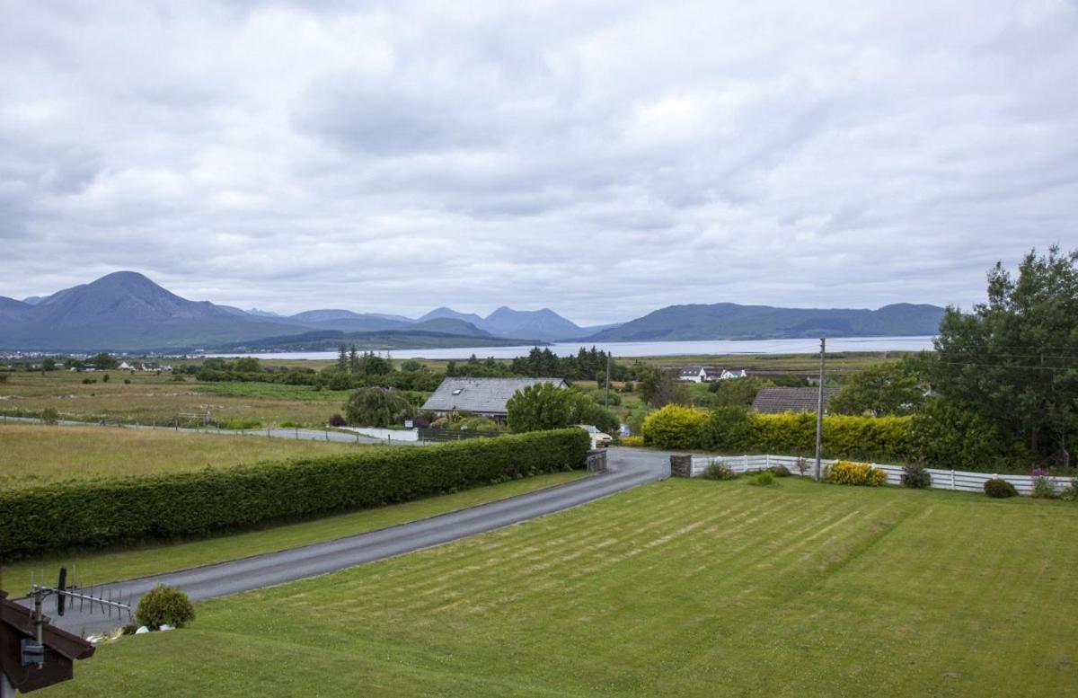 Strathgorm Bed & Breakfast Breakish Exterior photo
